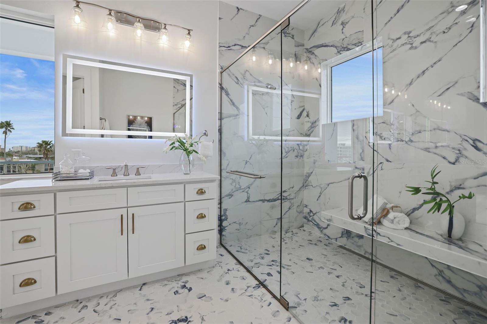 326 129TH AVE E, MADEIRA BEACH, FL, 33708