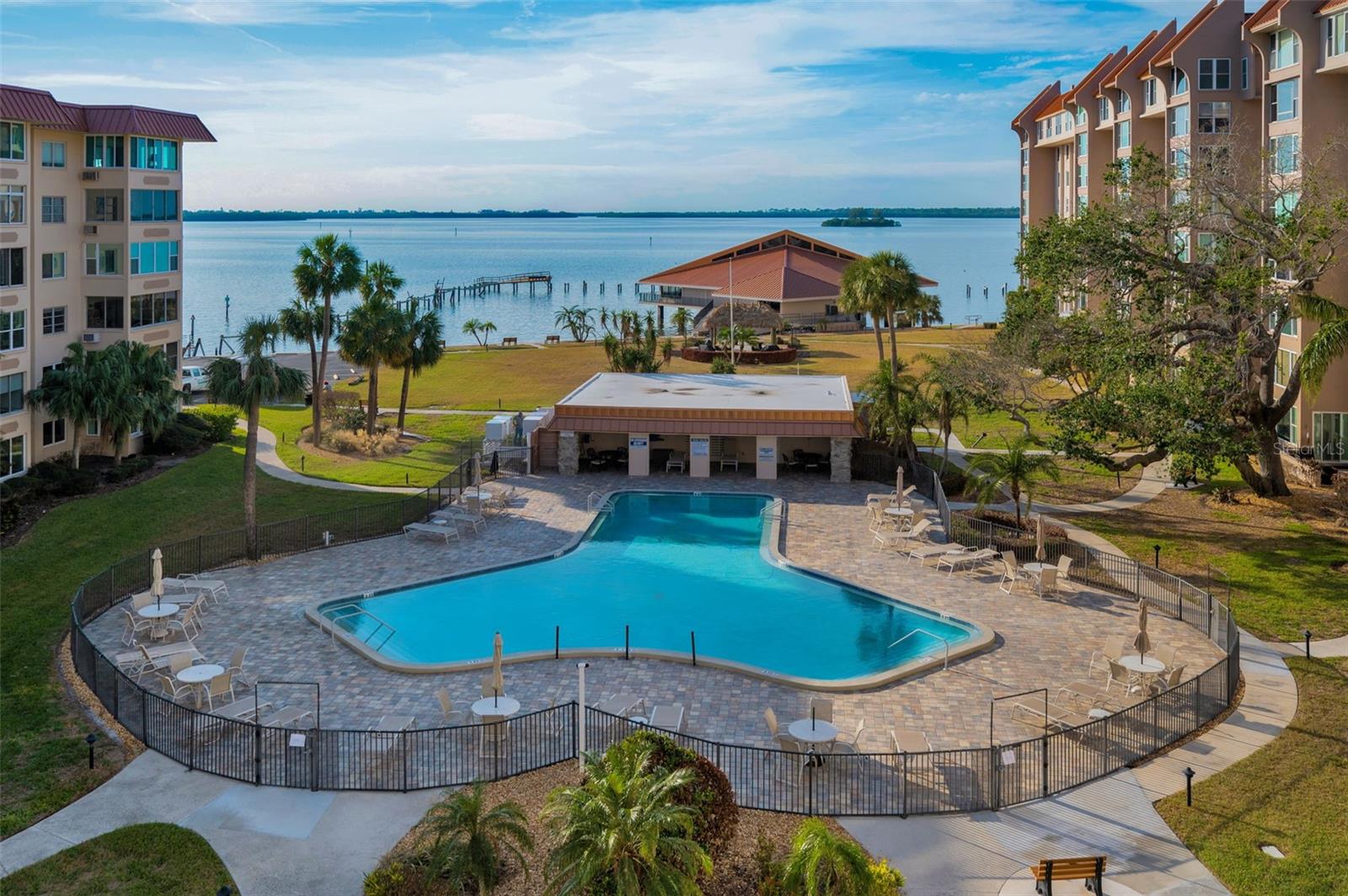 622 EDGEWATER DR #523, DUNEDIN, FL, 34698