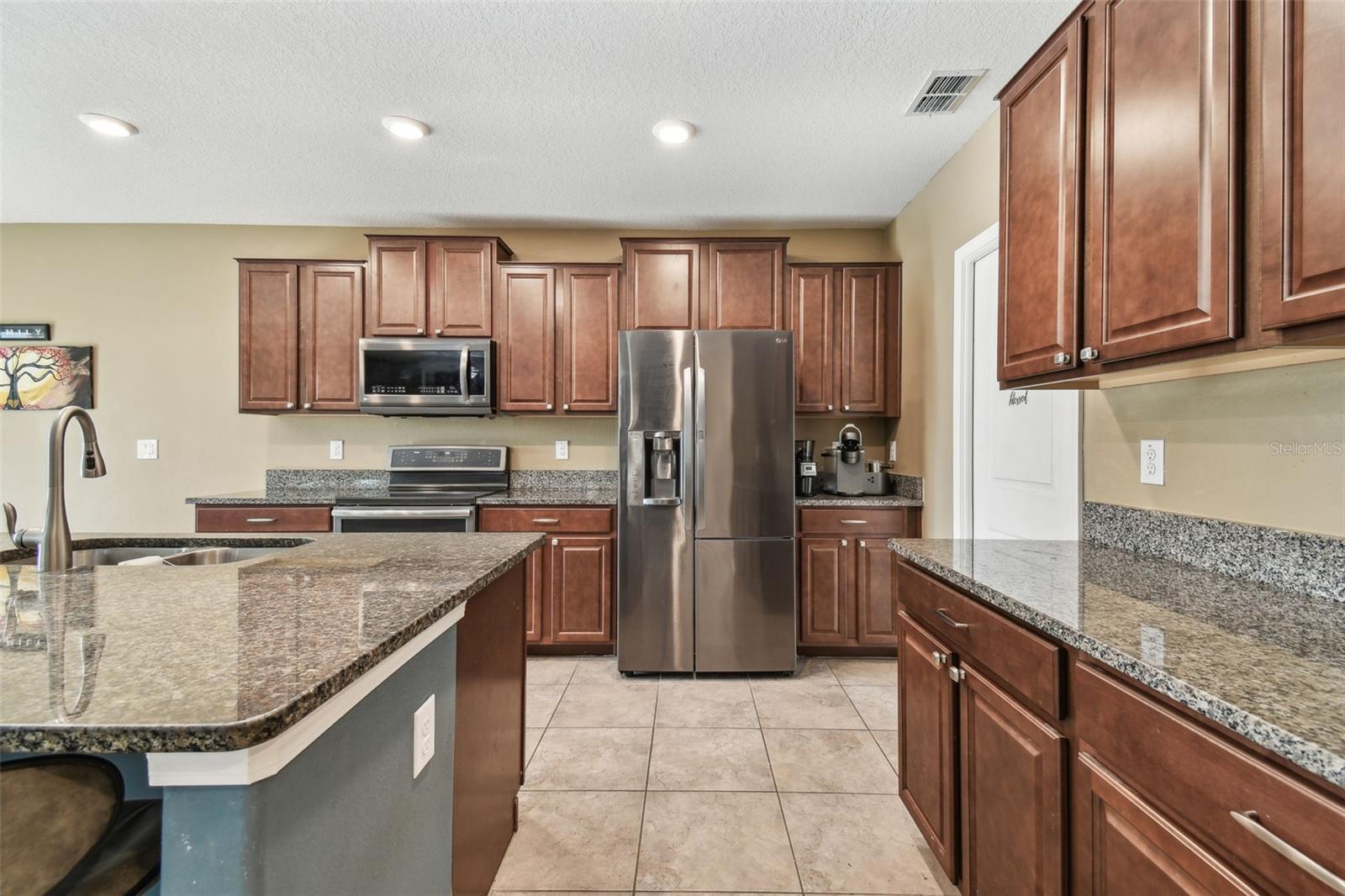 35942 SADDLE PALM WAY, ZEPHYRHILLS, FL, 33541