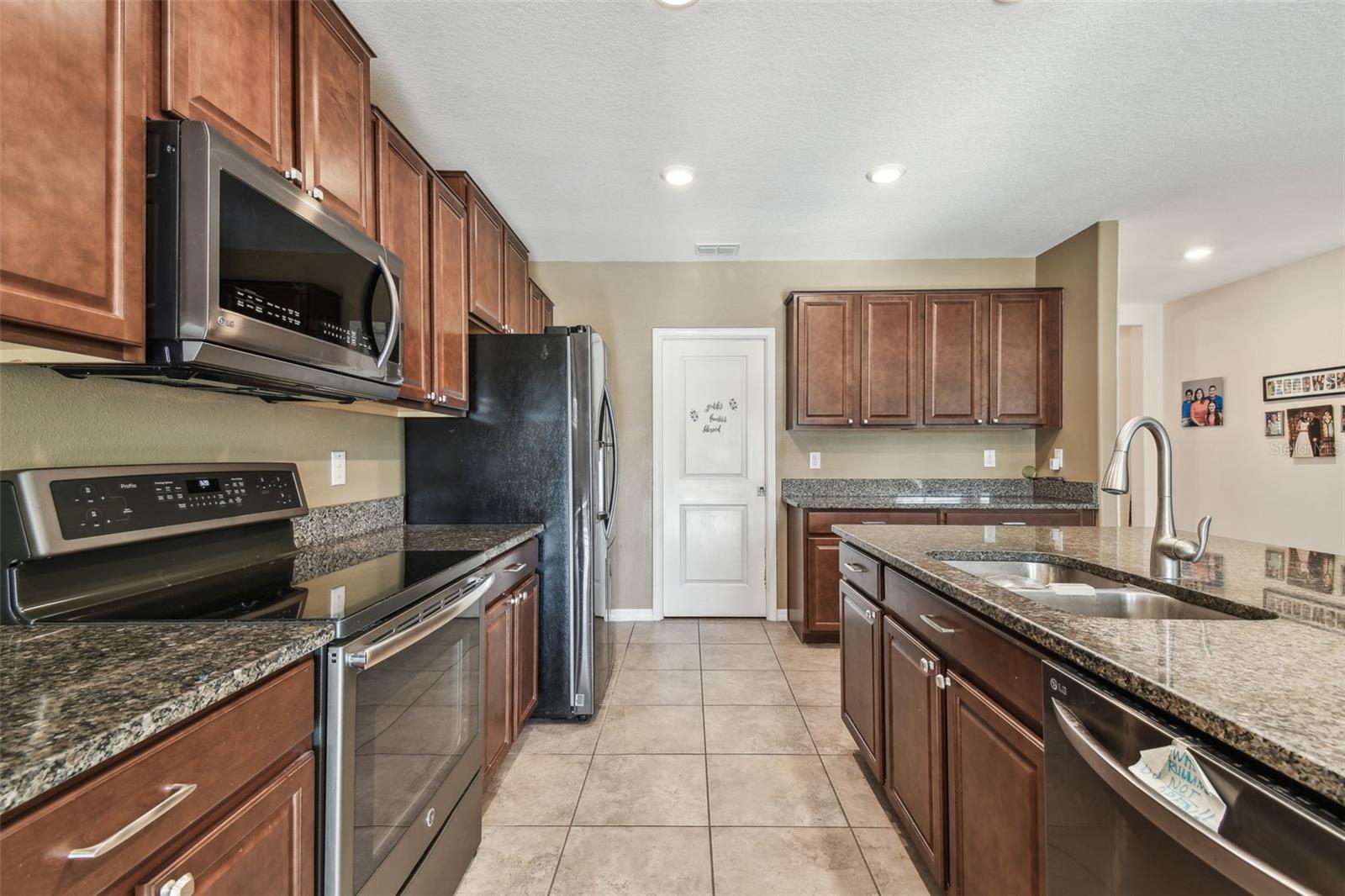 35942 SADDLE PALM WAY, ZEPHYRHILLS, FL, 33541