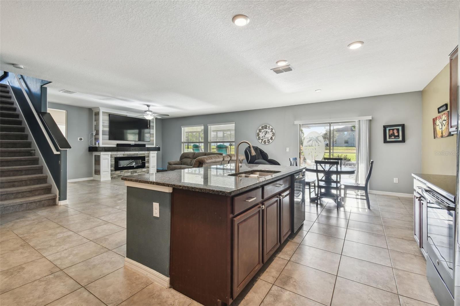 35942 SADDLE PALM WAY, ZEPHYRHILLS, FL, 33541