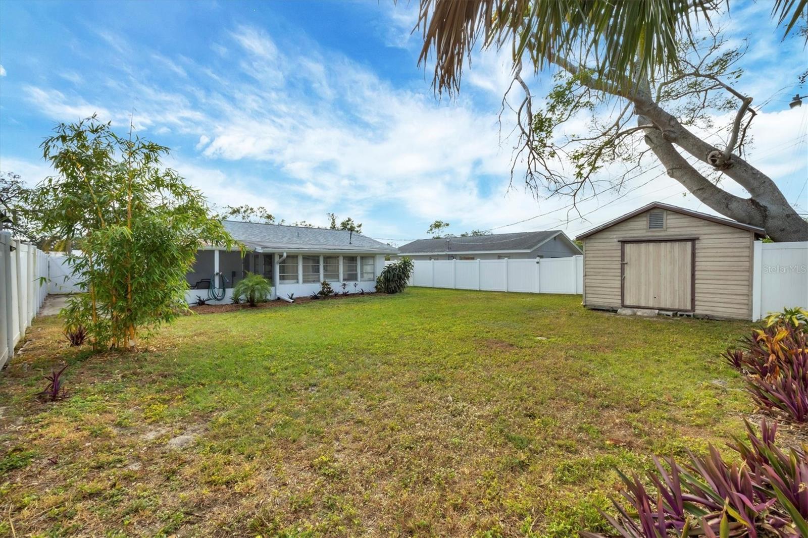4327 56TH AVENUE DR E, BRADENTON, FL, 34203