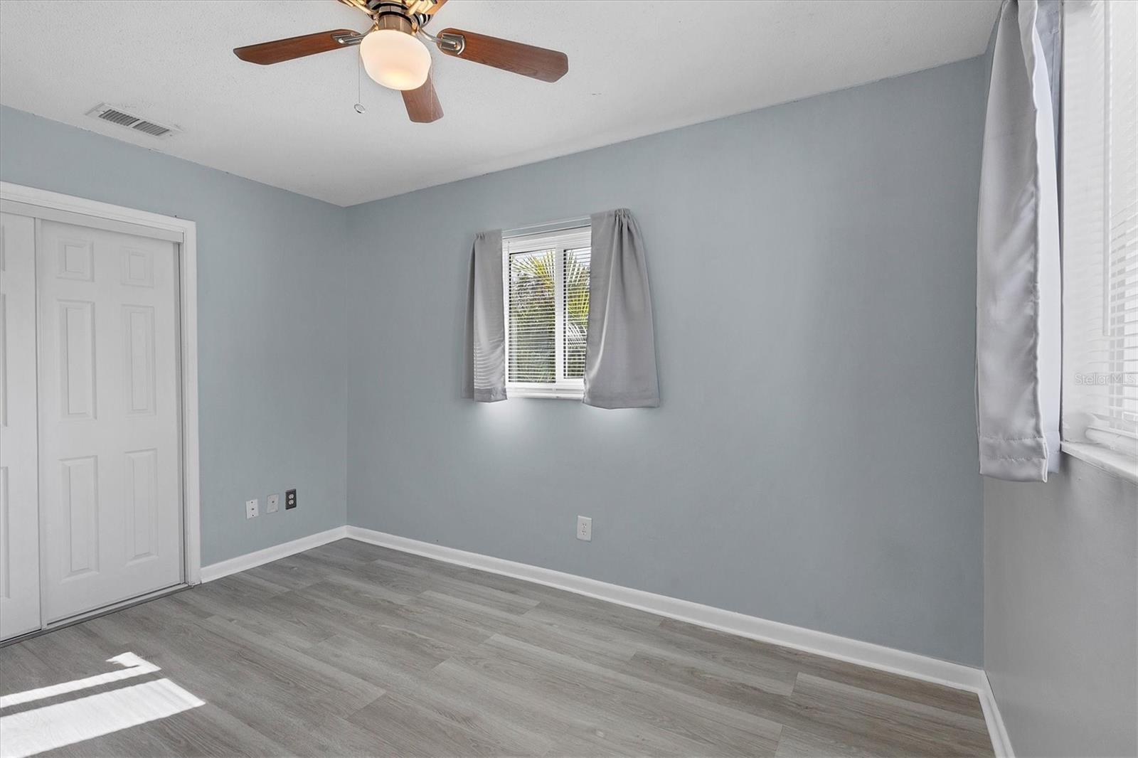 4327 56TH AVENUE DR E, BRADENTON, FL, 34203