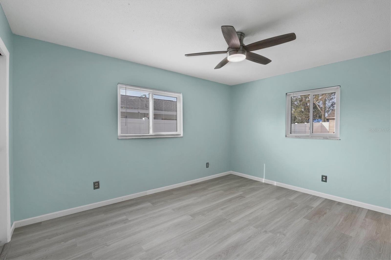 4327 56TH AVENUE DR E, BRADENTON, FL, 34203