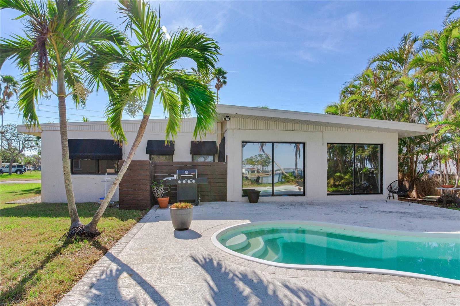 402 161ST AVE, REDINGTON BEACH, FL, 33708