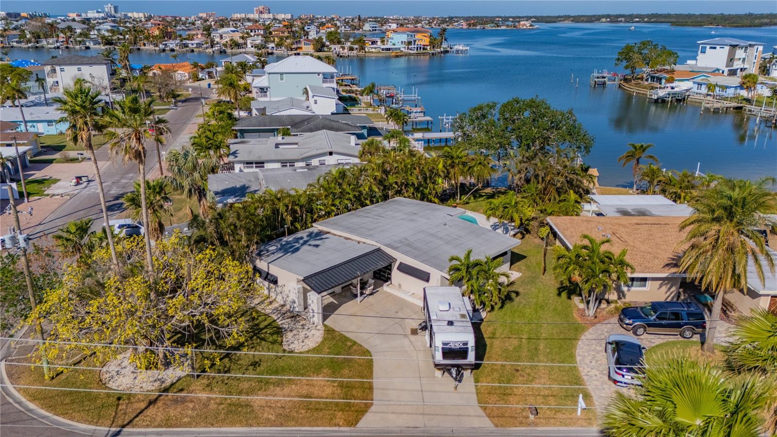 402 161ST AVE, REDINGTON BEACH, FL, 33708