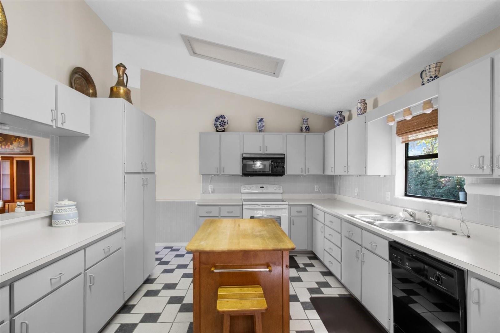 6268 W WESTON DR, CRYSTAL RIVER, FL, 34429