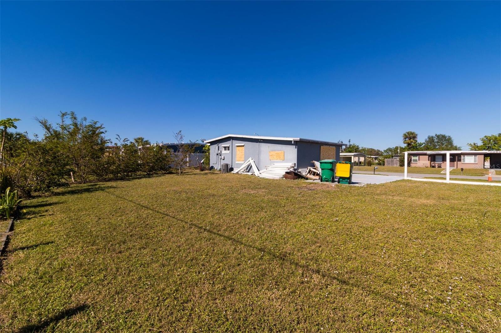 21487 MALLORY AVE, PORT CHARLOTTE, FL, 33952