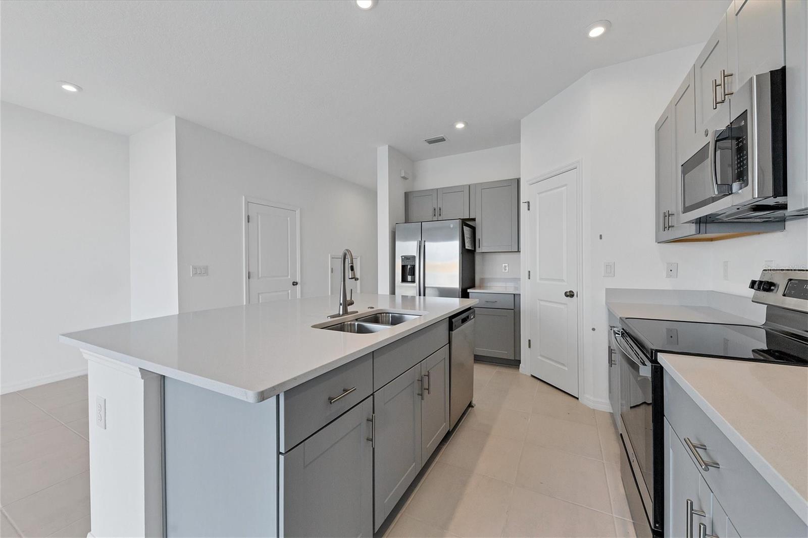 5762 WINDY BAY TER, NOKOMIS, FL, 34275