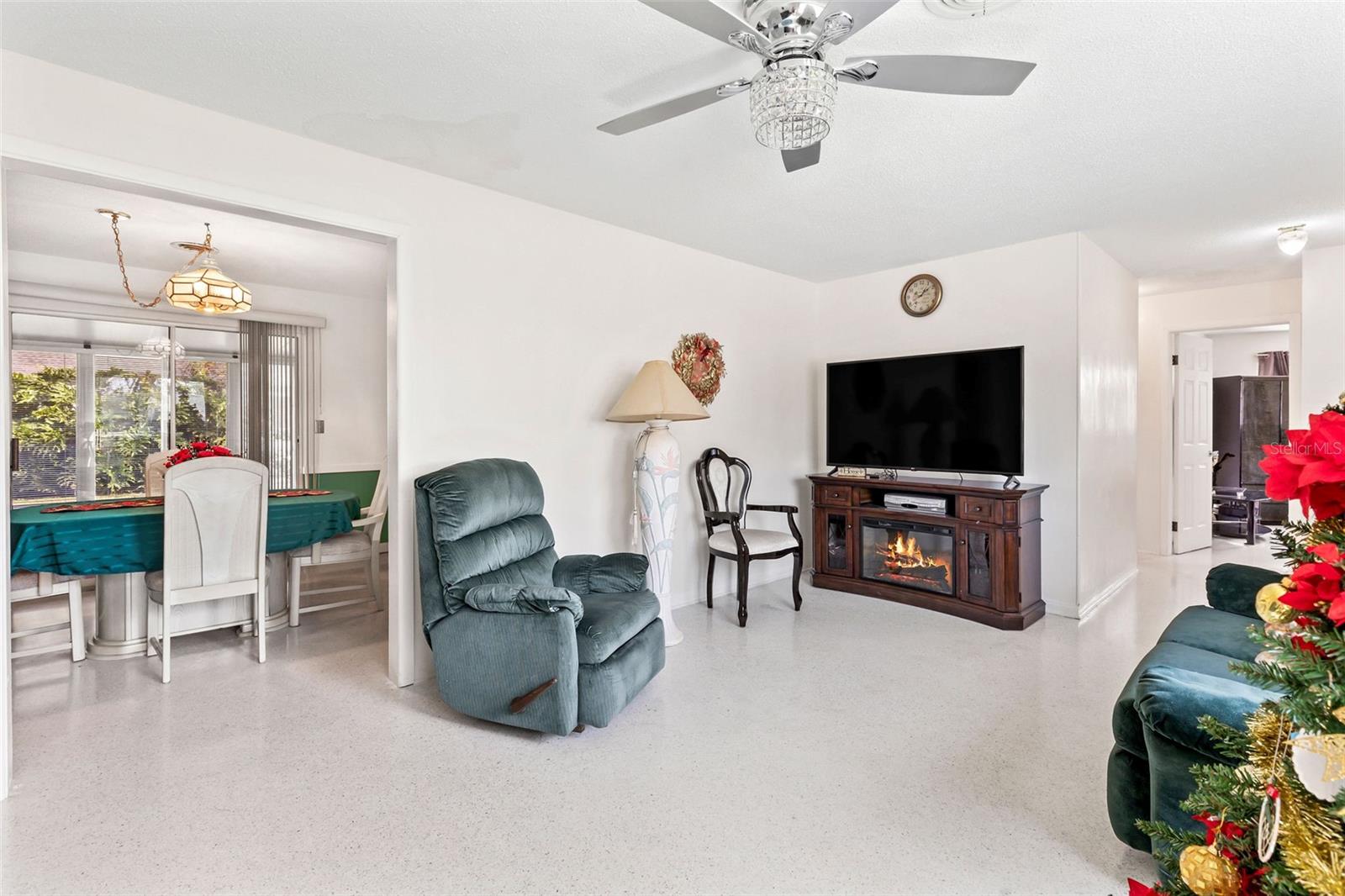 2329 ORIOLE LN, SOUTH DAYTONA, FL, 32119