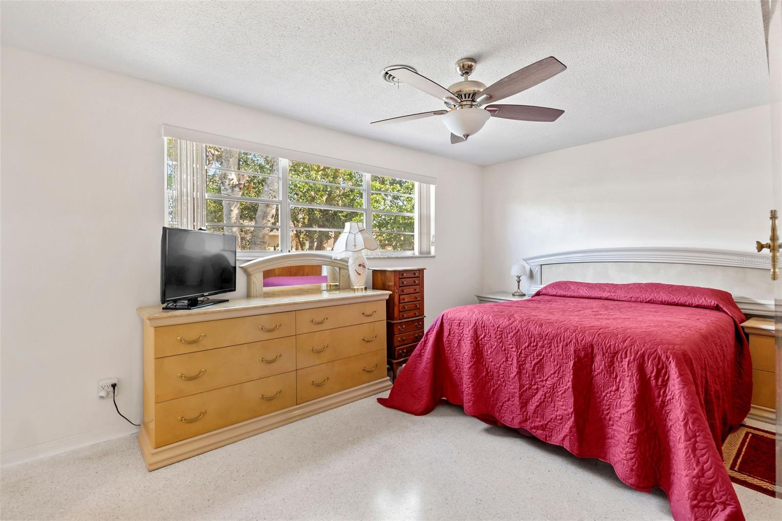 2329 ORIOLE LN, SOUTH DAYTONA, FL, 32119