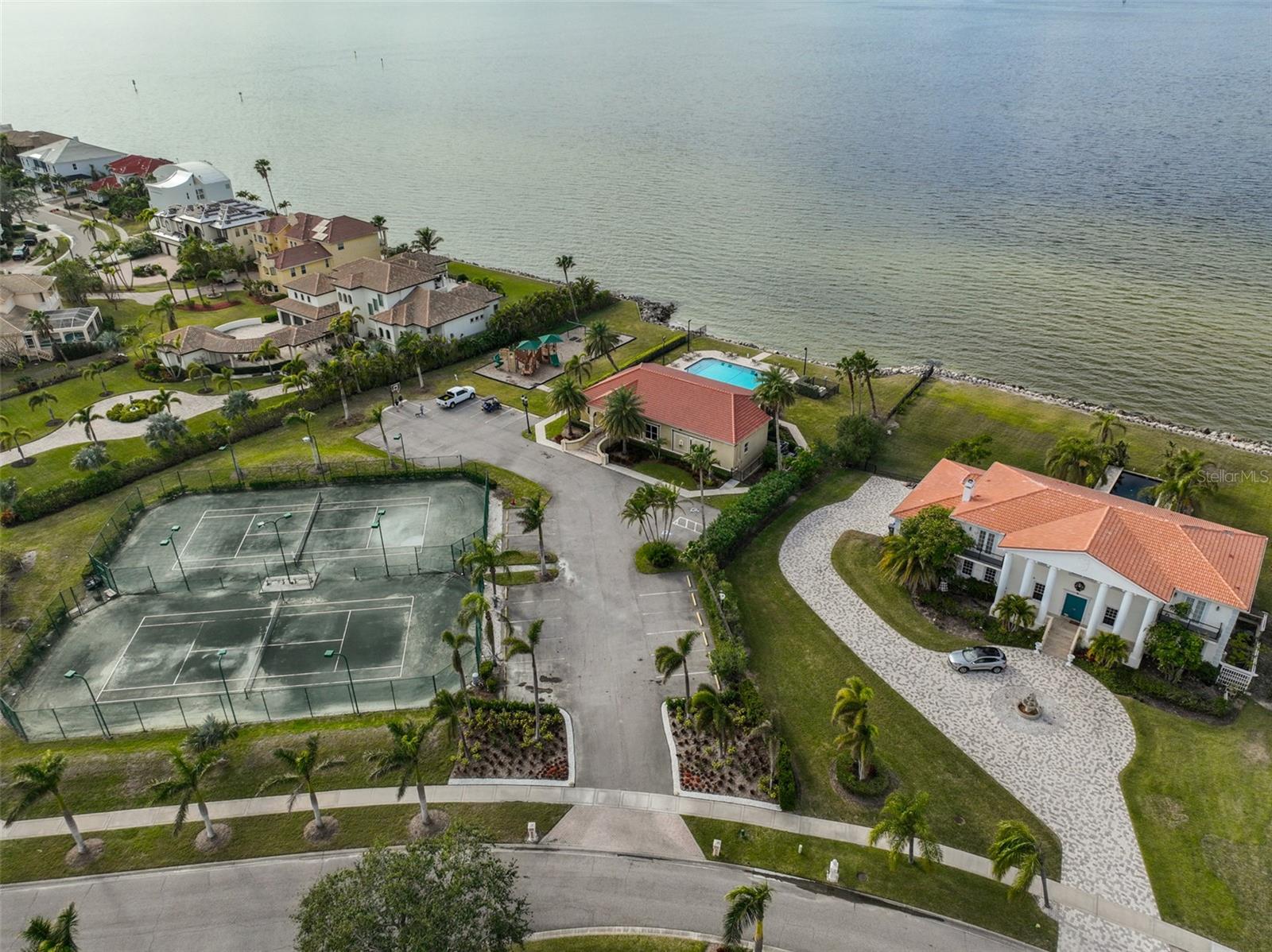 1414 ALHAMBRA DR, APOLLO BEACH, FL, 33572