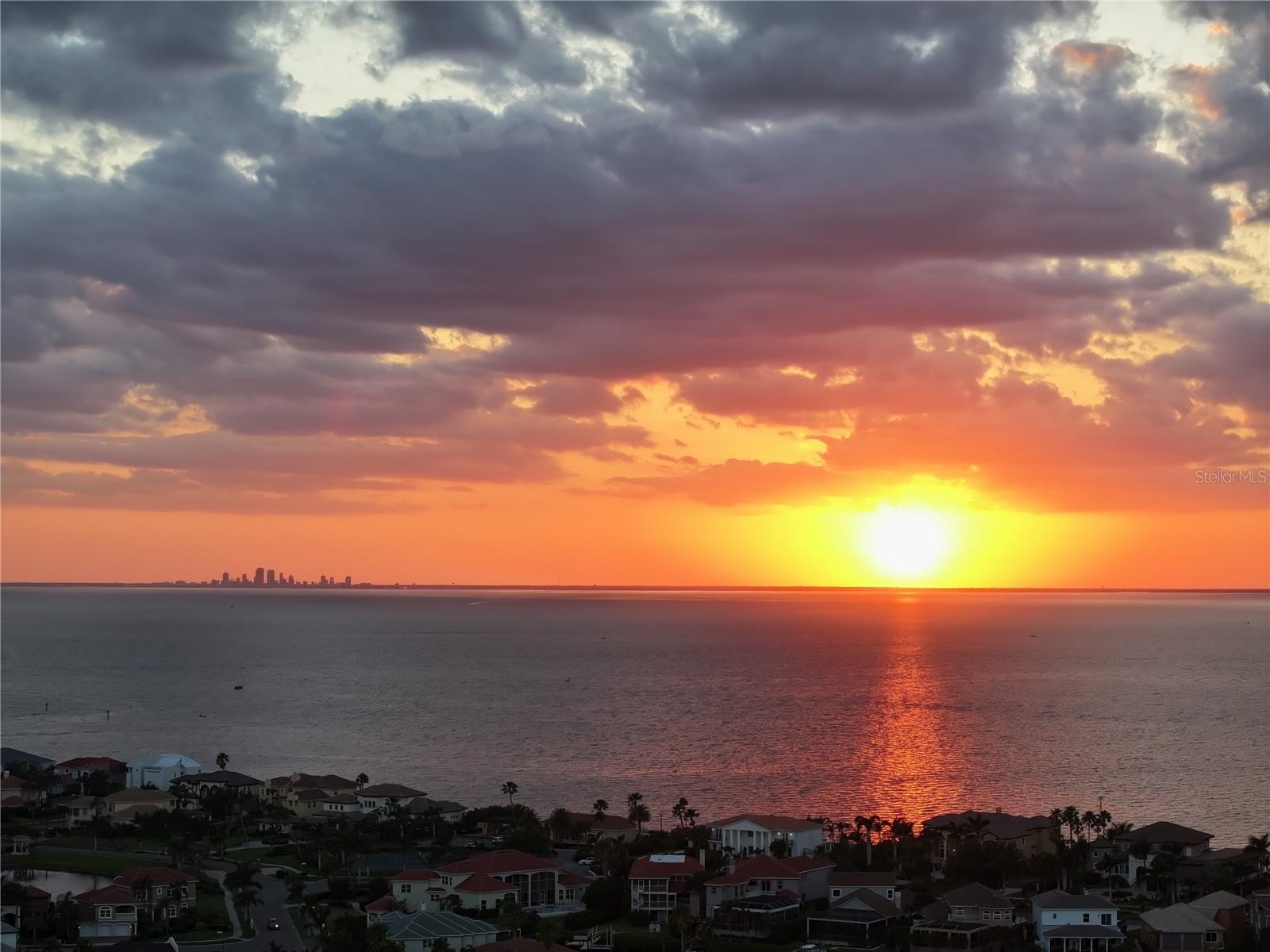 1414 ALHAMBRA DR, APOLLO BEACH, FL, 33572