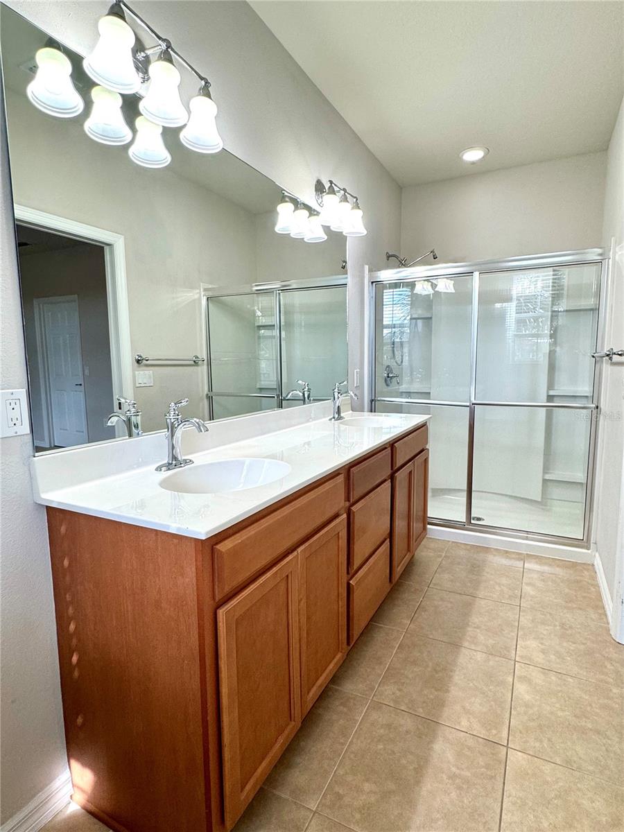 3760 82ND AVENUE CIR E #102, SARASOTA, FL, 34243