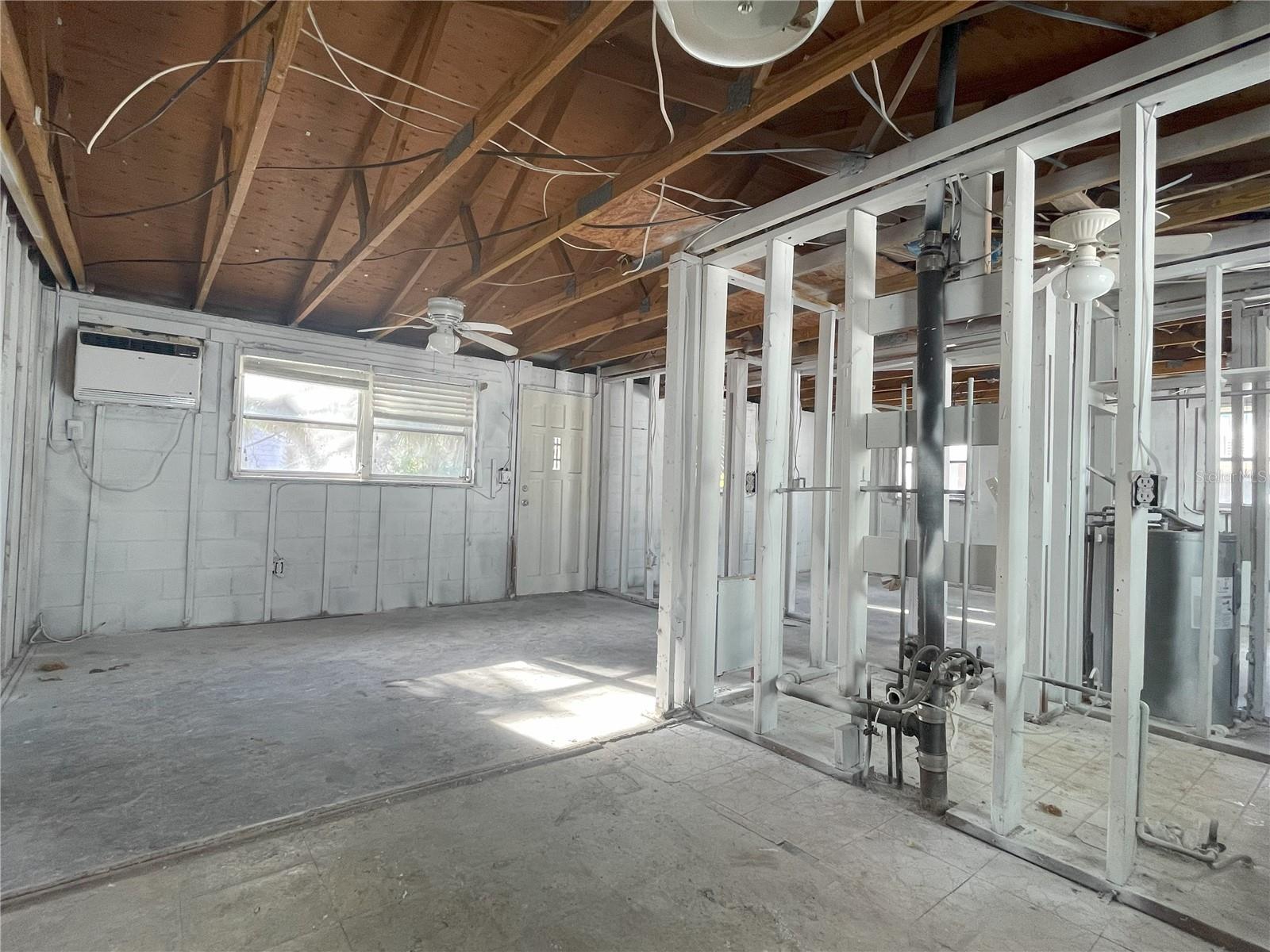 8405 W GULF BLVD, TREASURE ISLAND, FL, 33706