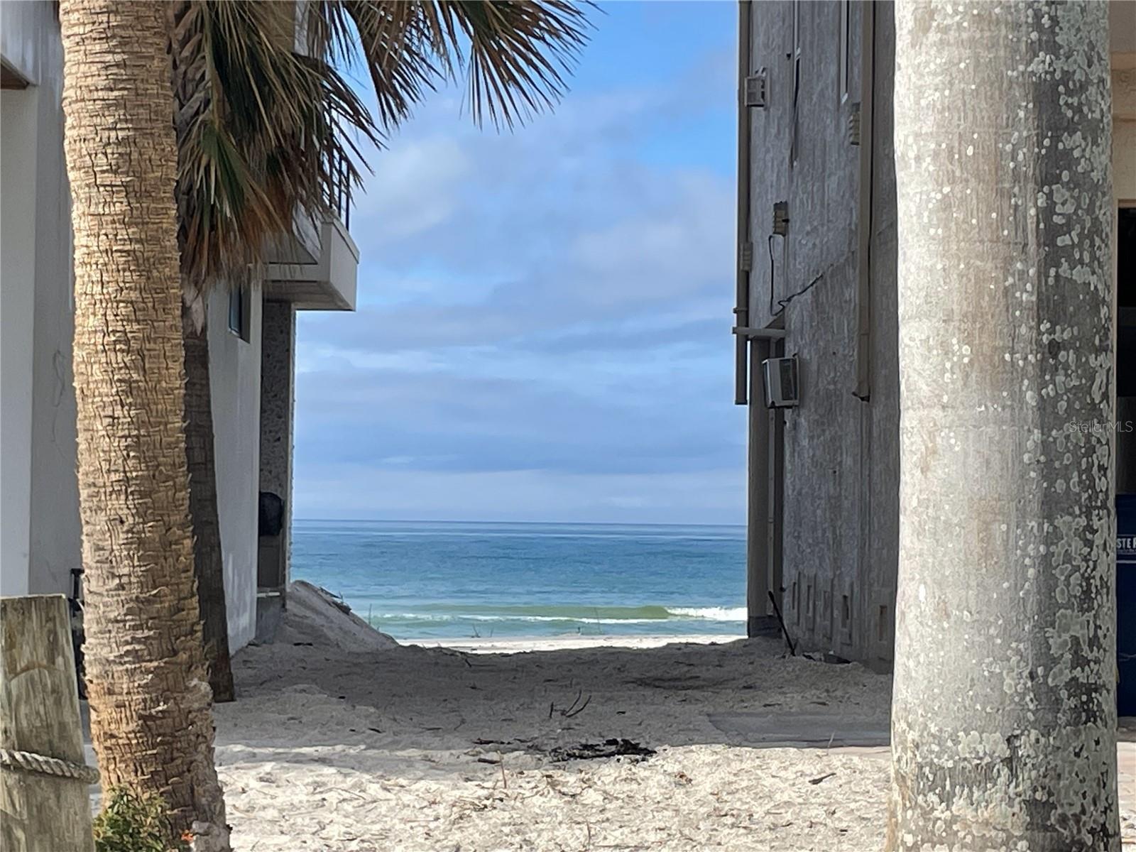 8405 W GULF BLVD, TREASURE ISLAND, FL, 33706