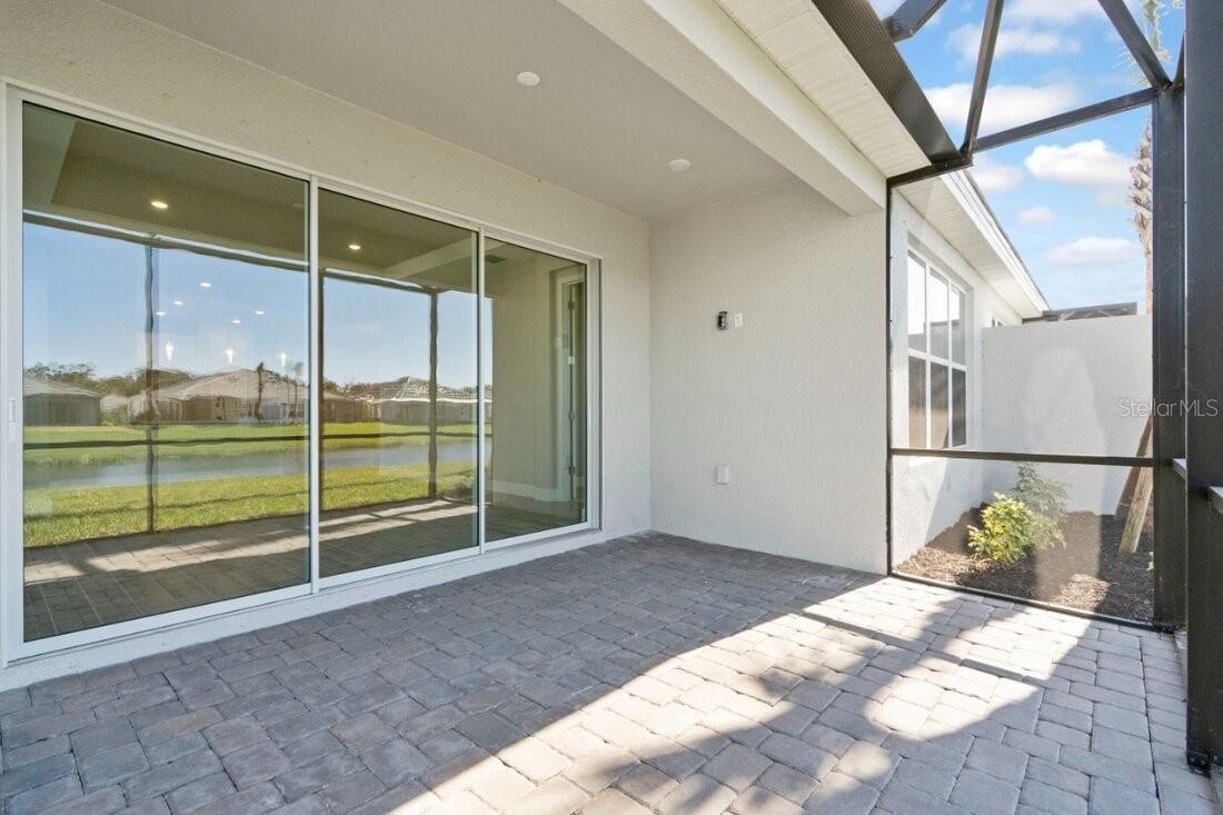 8105 MOONBEAM AVE, SARASOTA, FL, 34241