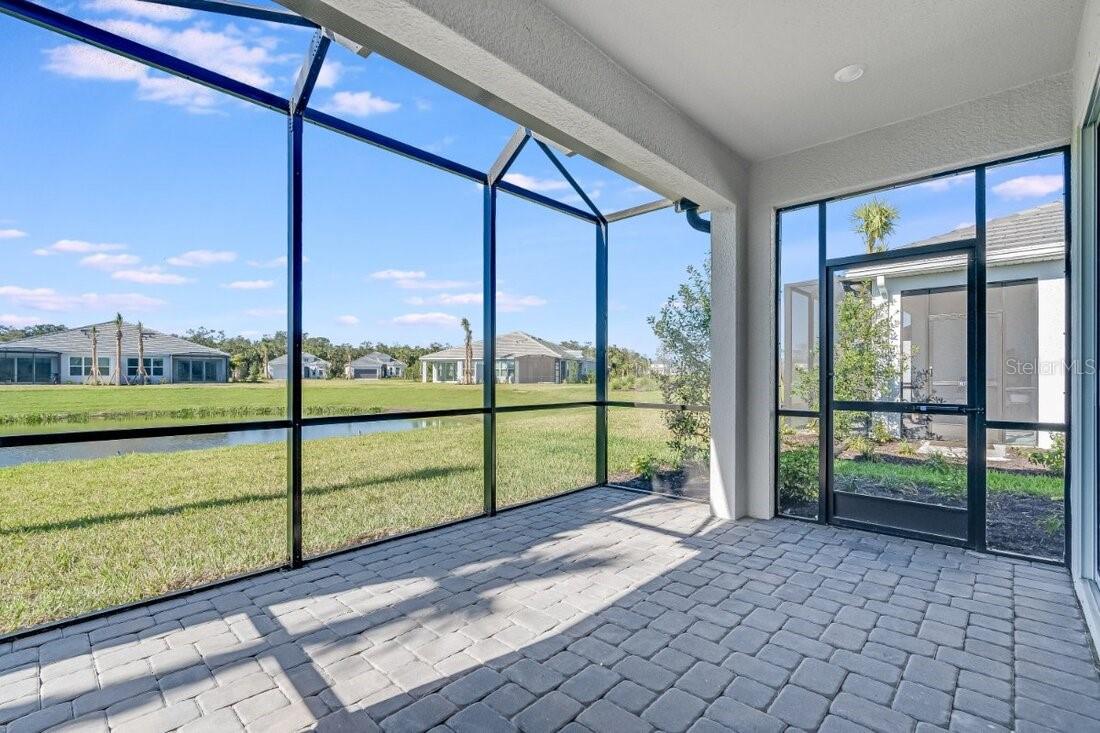 8105 MOONBEAM AVE, SARASOTA, FL, 34241