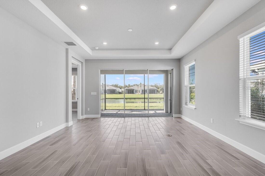 8105 MOONBEAM AVE, SARASOTA, FL, 34241