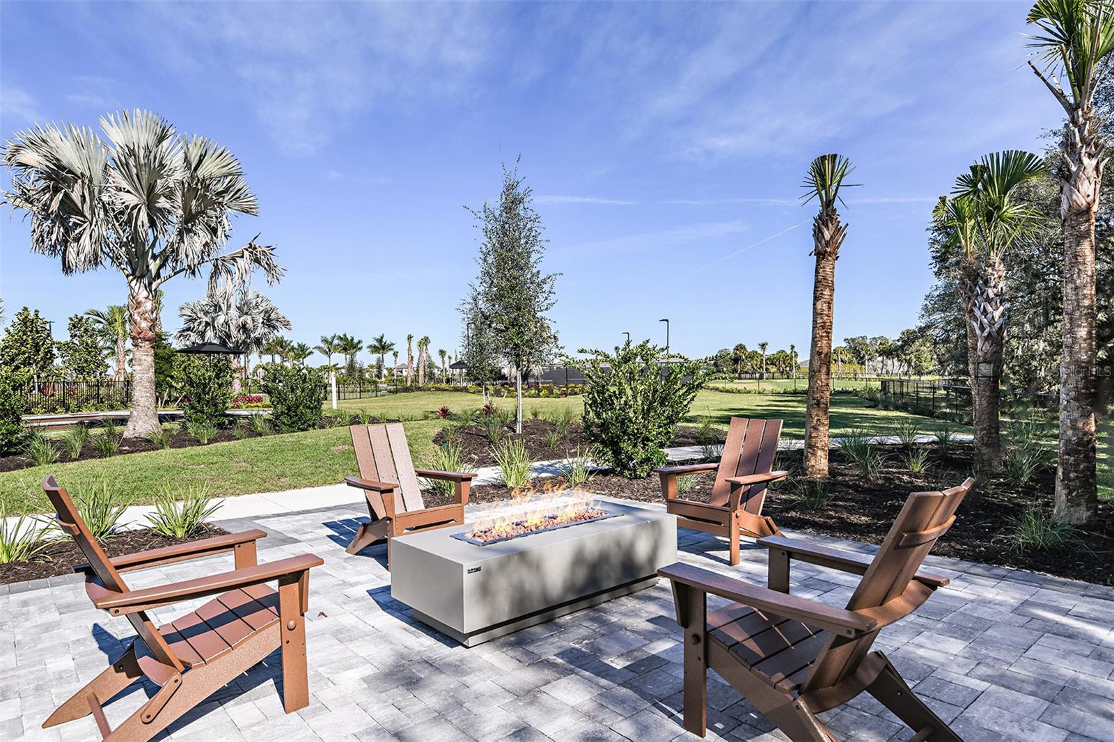 8105 MOONBEAM AVE, SARASOTA, FL, 34241