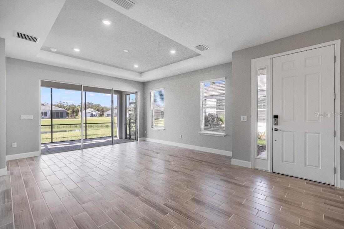 8105 MOONBEAM AVE, SARASOTA, FL, 34241