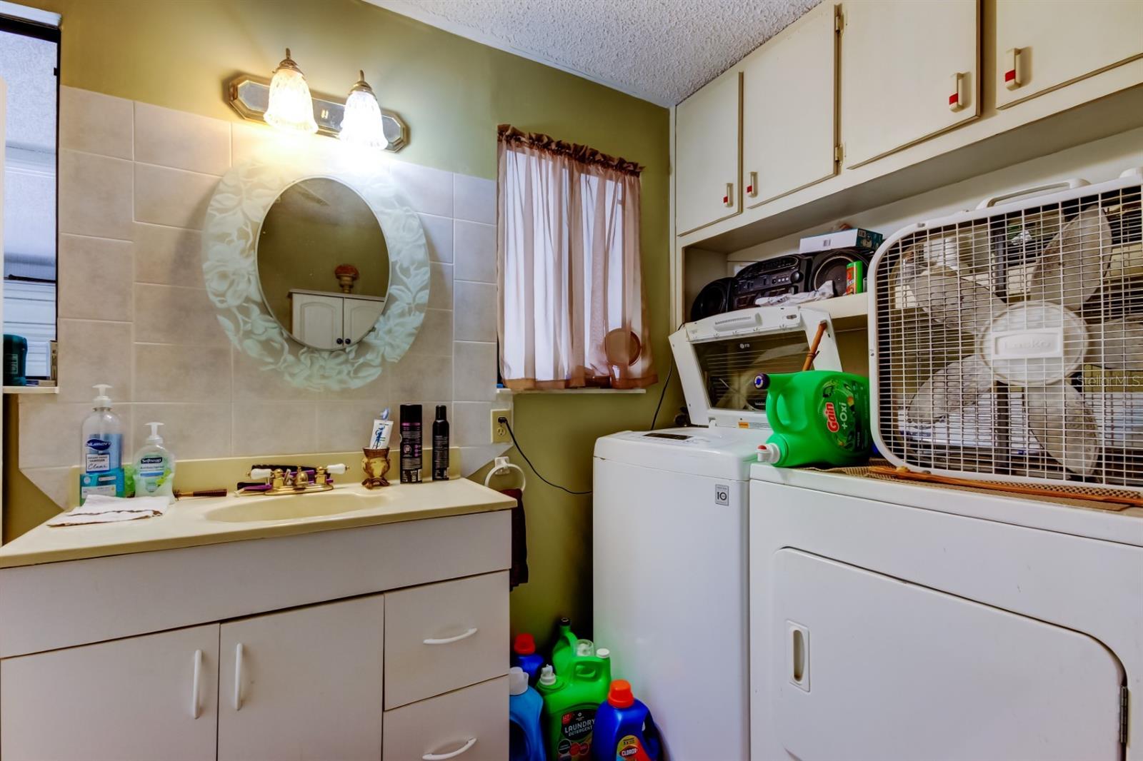 81 GULFWINDS DR, PALM HARBOR, FL, 34683