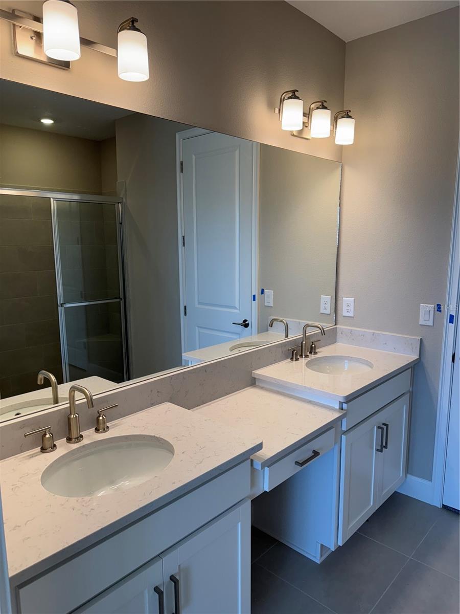 8065 MOONBEAM AVE, SARASOTA, FL, 34241