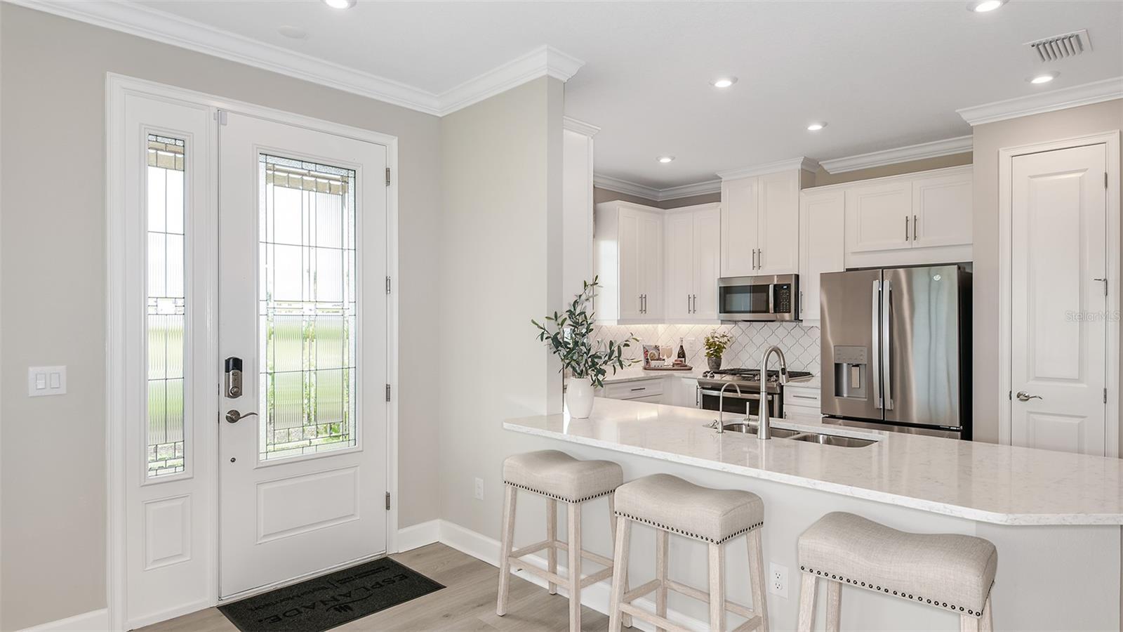 8065 MOONBEAM AVE, SARASOTA, FL, 34241