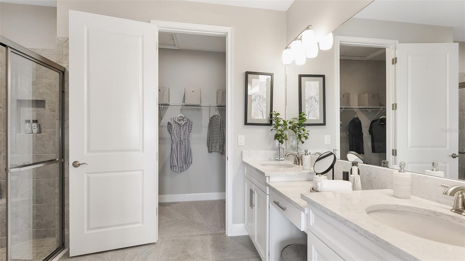 8065 MOONBEAM AVE, SARASOTA, FL, 34241