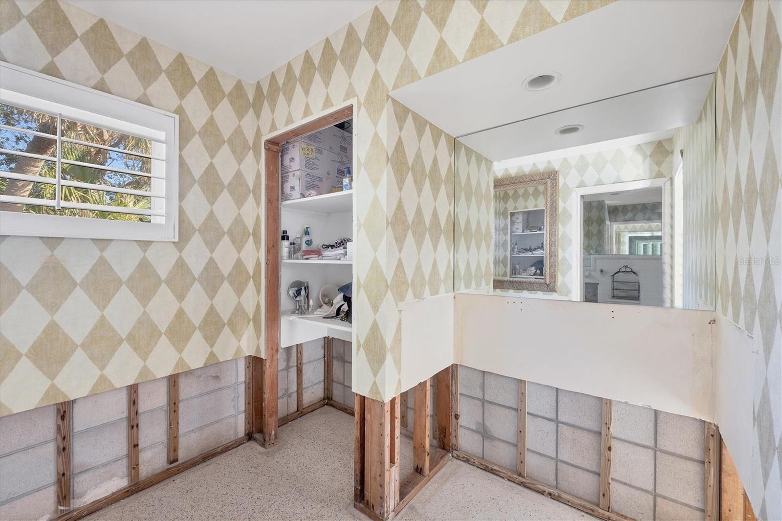 540 GREEN DOLPHIN DR S, PLACIDA, FL, 33946