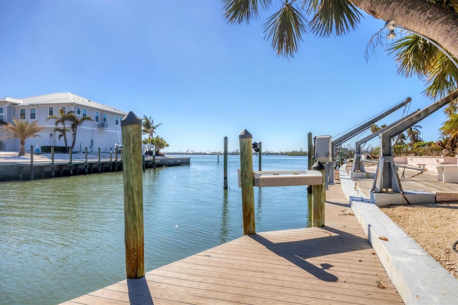 540 GREEN DOLPHIN DR S, PLACIDA, FL, 33946
