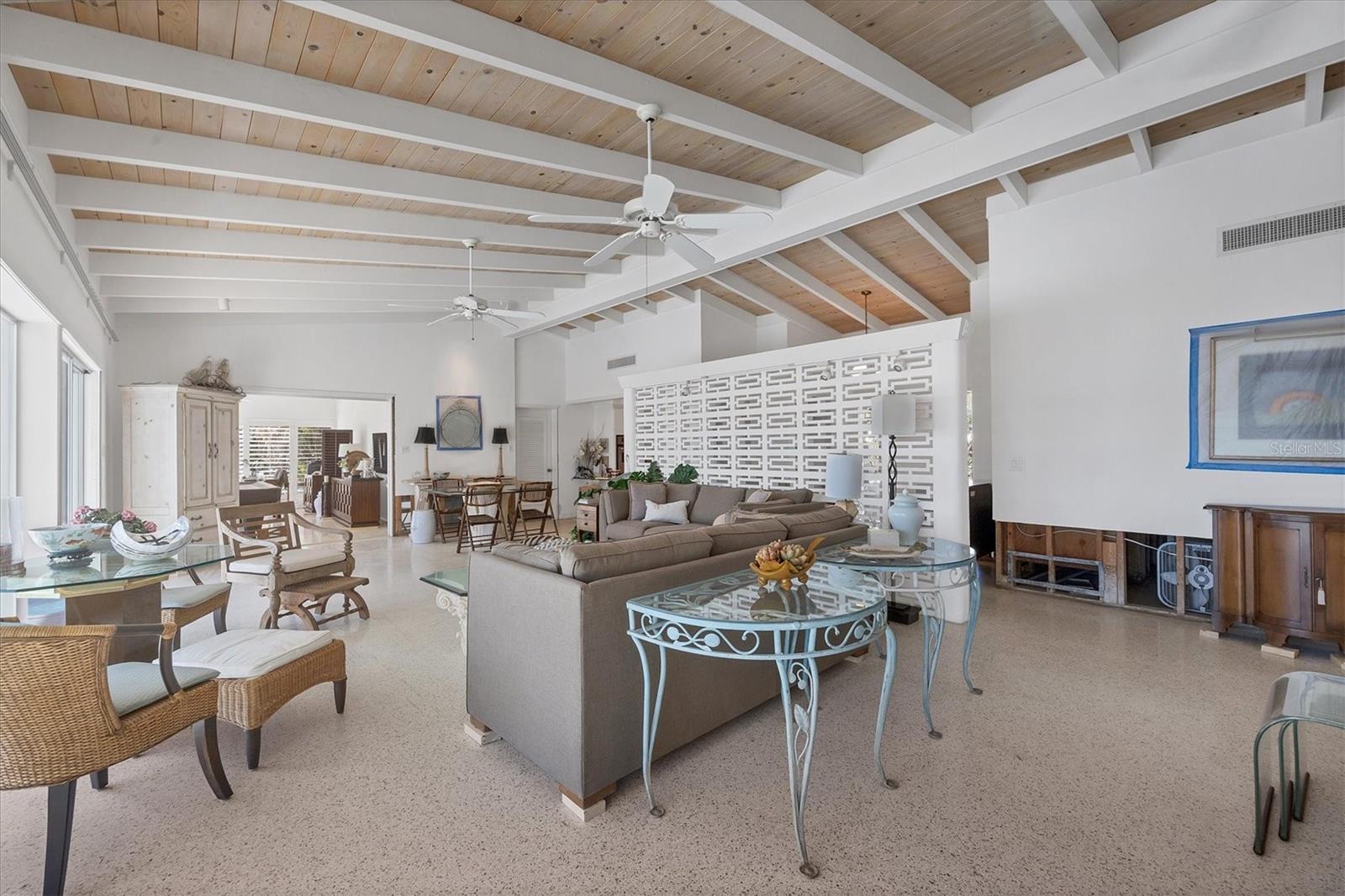 540 GREEN DOLPHIN DR S, PLACIDA, FL, 33946