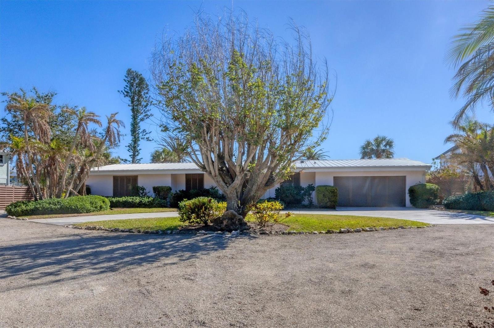 540 GREEN DOLPHIN DR S, PLACIDA, FL, 33946