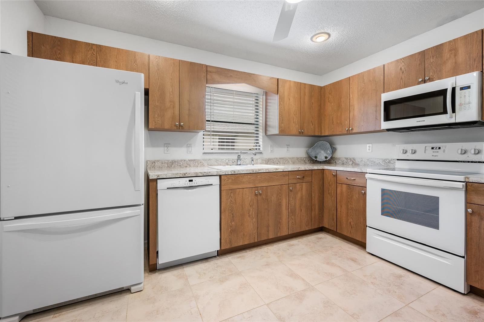 9276 SAN BERNANDINO AVE, ENGLEWOOD, FL, 34224