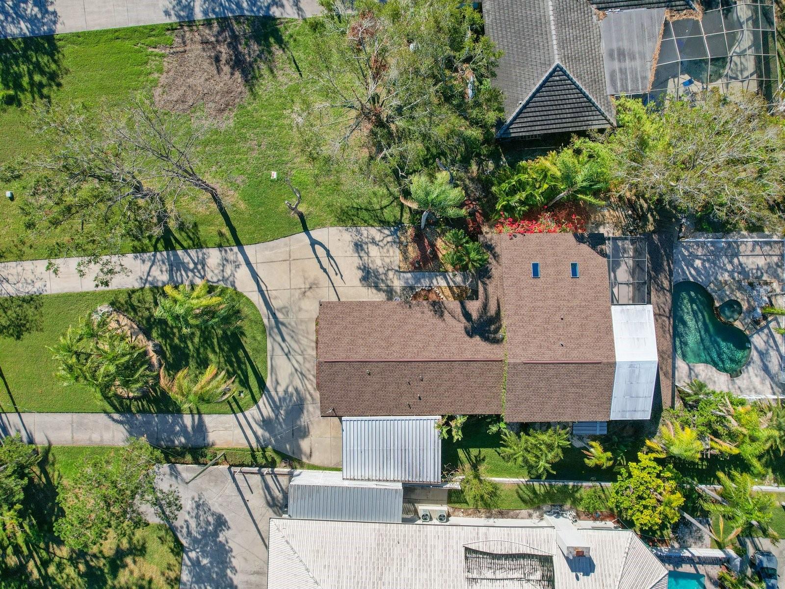 710 SHORE DR E, OLDSMAR, FL, 34677