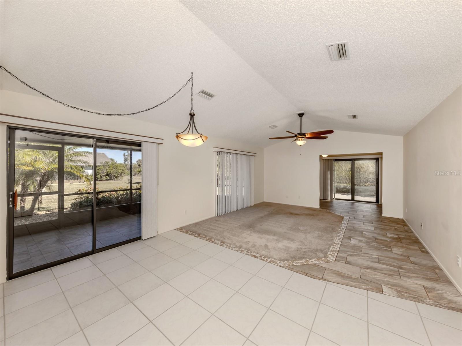 4301 OAK TERRACE CIR, PORT CHARLOTTE, FL, 33953