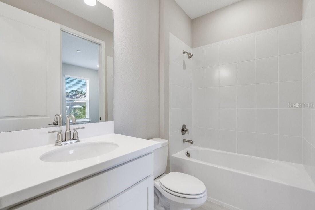 8061 MOONBEAM AVE, SARASOTA, FL, 34241