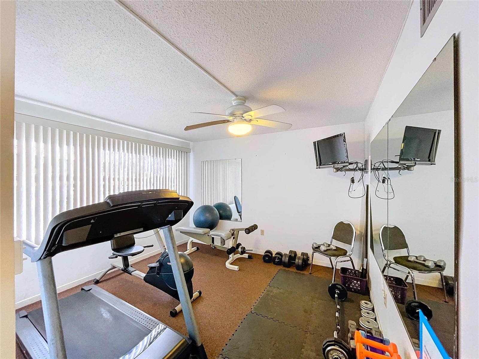 8950 PARK BLVD #605, SEMINOLE, FL, 33777