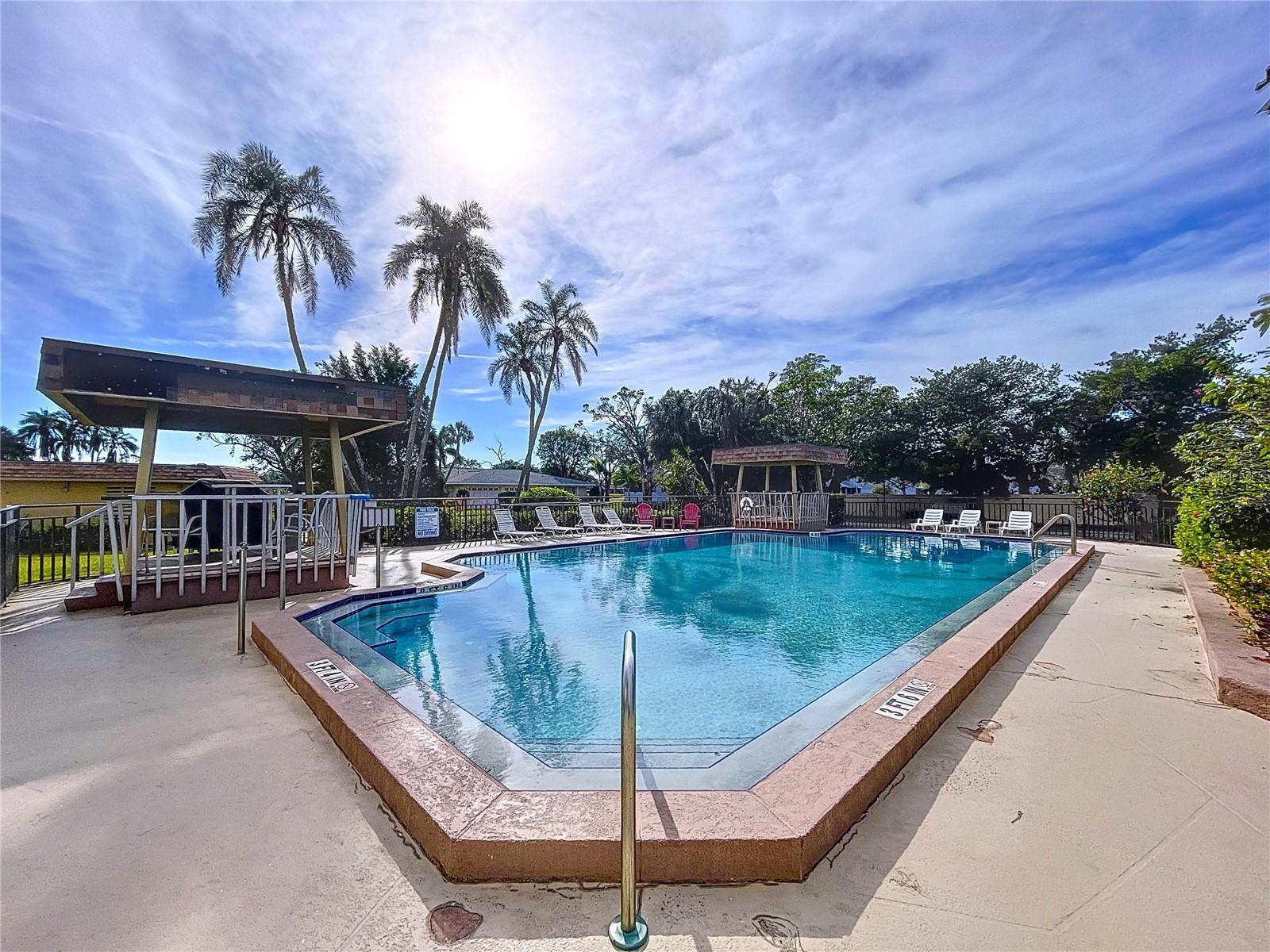 8950 PARK BLVD #605, SEMINOLE, FL, 33777