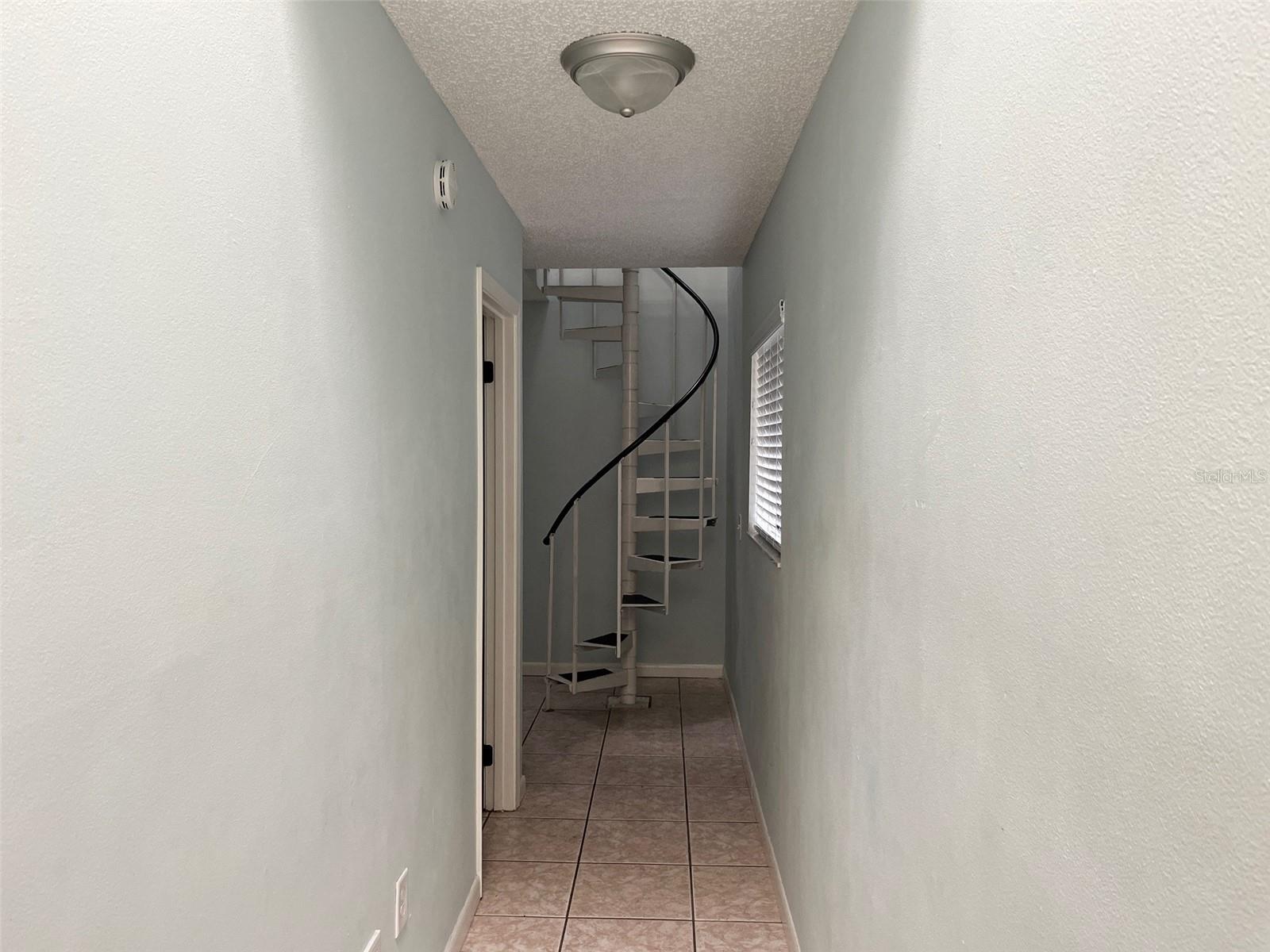 101 N HILL AVE S #7, DELAND, FL, 32724