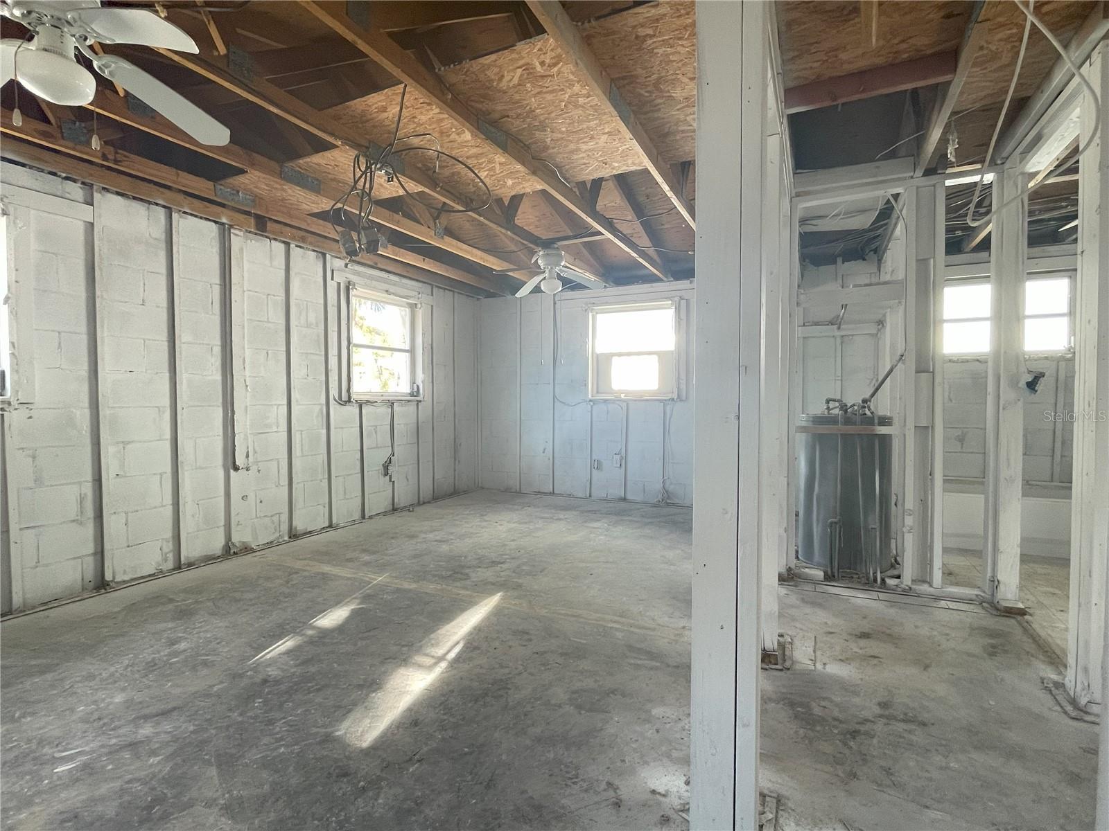 8405 W GULF BLVD, TREASURE ISLAND, FL, 33706