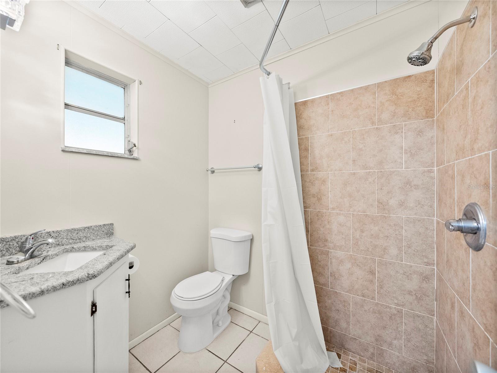 5925 WILSON DR, ZEPHYRHILLS, FL, 33542