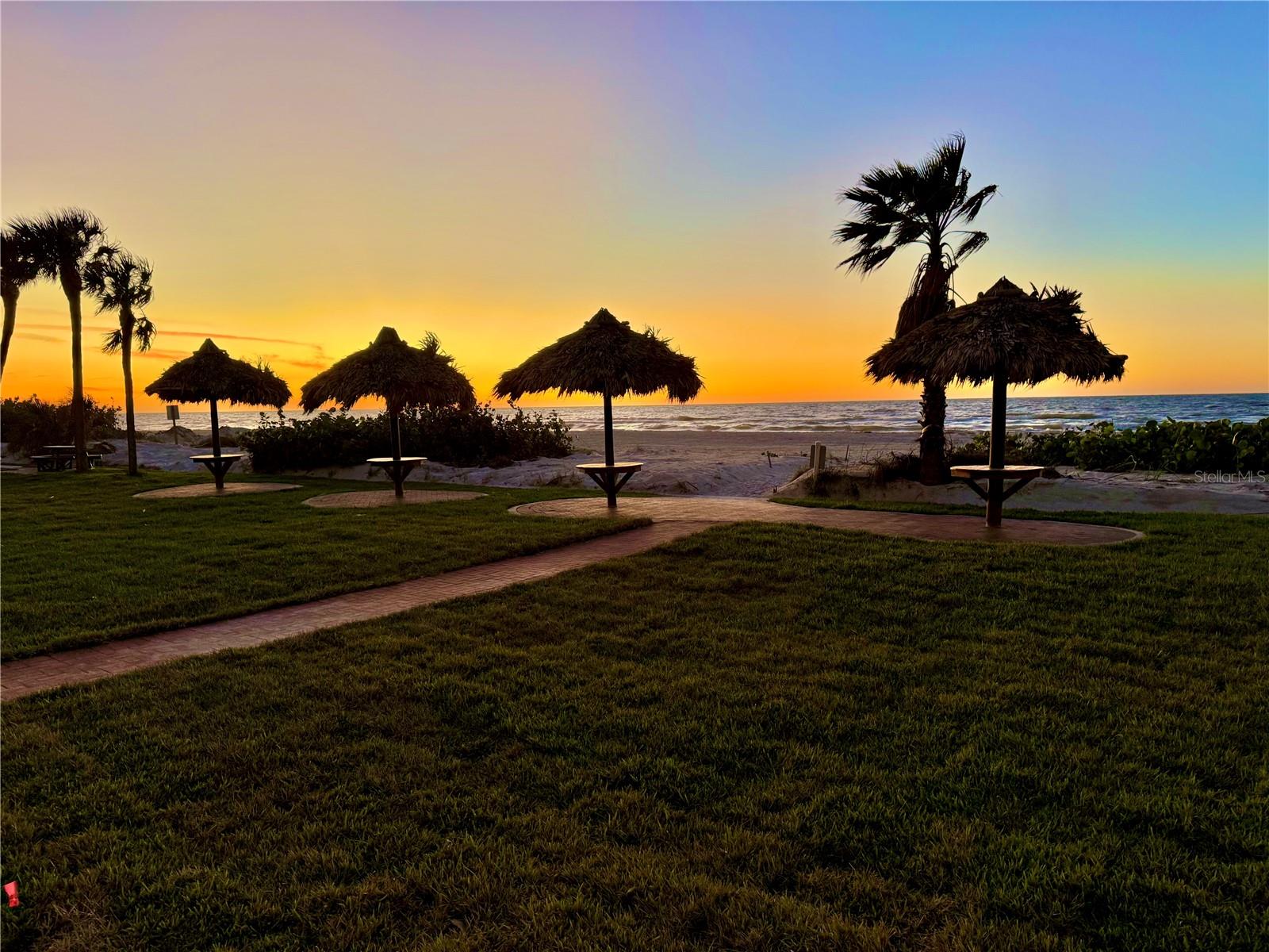 1480 GULF BLVD #1107, CLEARWATER BEACH, FL, 33767