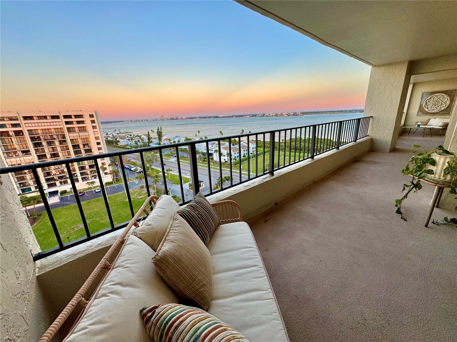1480 GULF BLVD #1107, CLEARWATER BEACH, FL, 33767