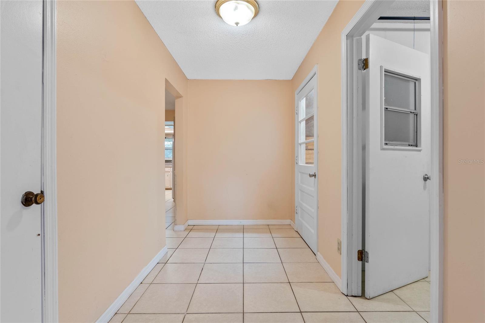 1704 TRAVELERS PALM DR, EDGEWATER, FL, 32132