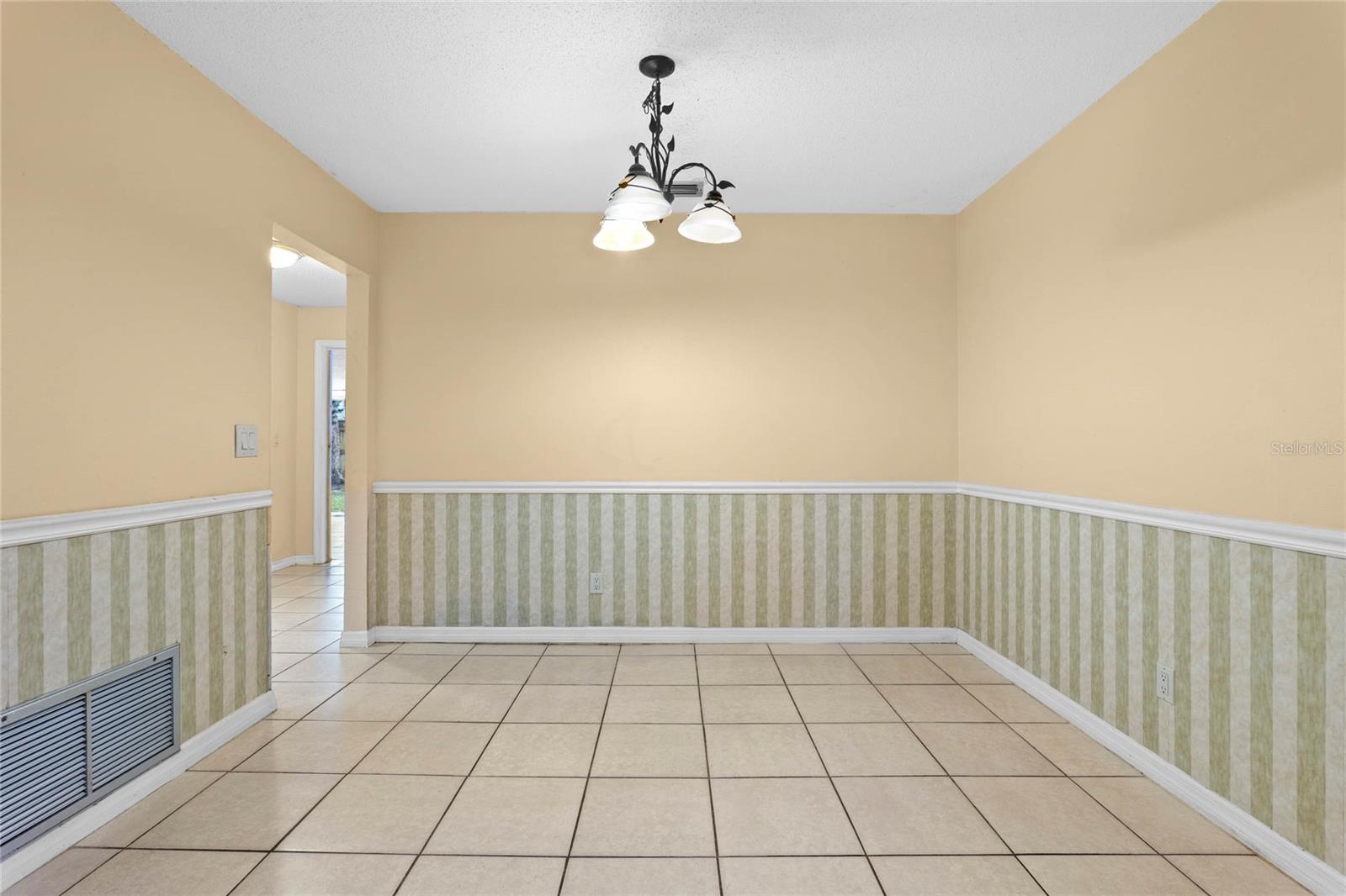 1704 TRAVELERS PALM DR, EDGEWATER, FL, 32132