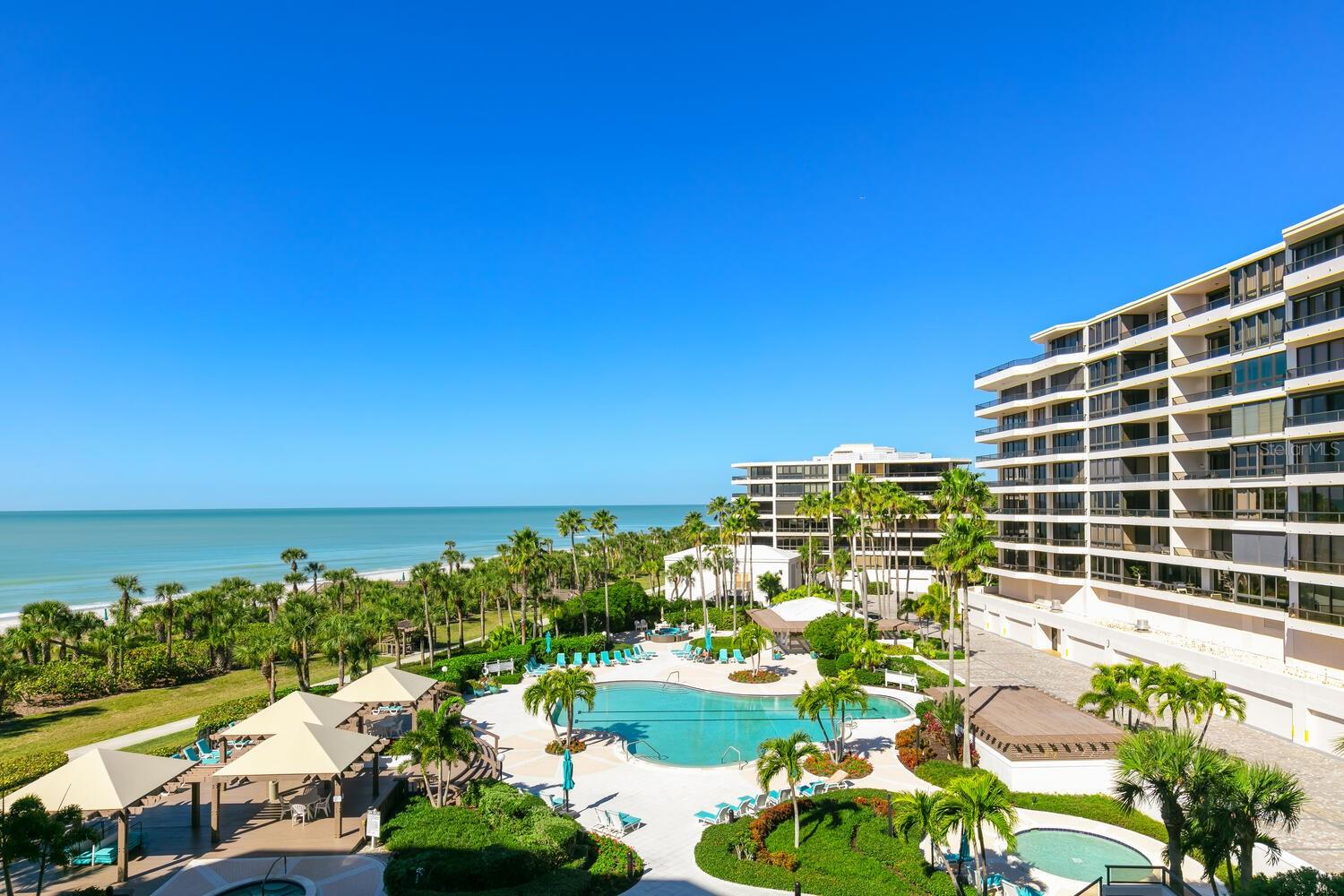 545 SANCTUARY DR #B406, LONGBOAT KEY, FL, 34228