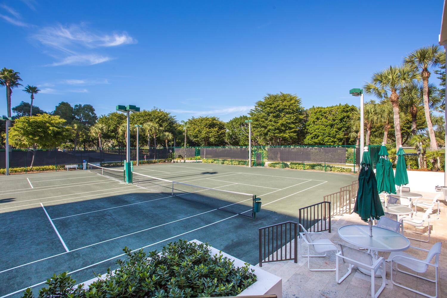 545 SANCTUARY DR #B406, LONGBOAT KEY, FL, 34228