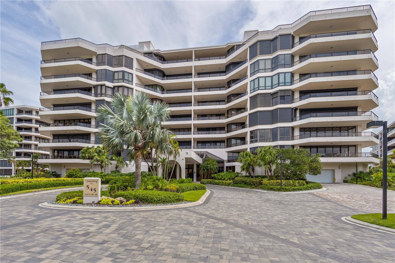 545 SANCTUARY DR #B406, LONGBOAT KEY, FL, 34228