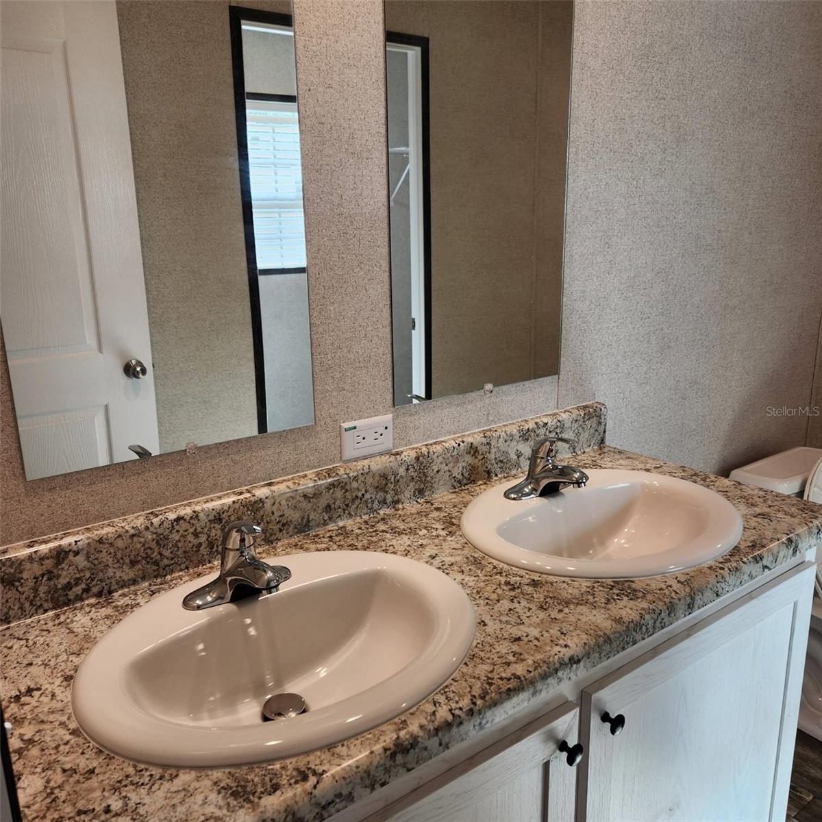 107 NEEDLES LN, GEORGETOWN, FL, 32139